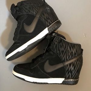 Nike Dunk Sky High Wedge in Chevron